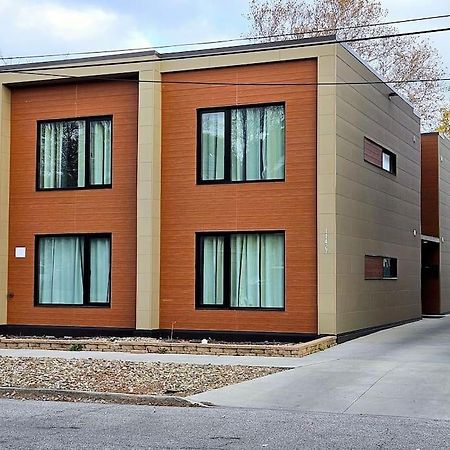 Kcm Mikros Smart Apartments 2 Cleveland Bagian luar foto
